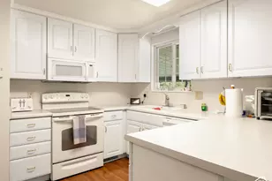 79 S Talbot Dr E, Layton, UT 84041 - Photo 8