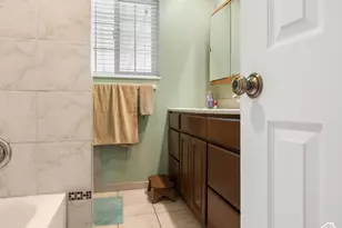79 S Talbot Dr E, Layton, UT 84041 - Photo 34
