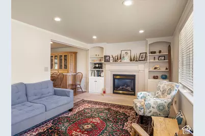 79 S Talbot Dr E, Layton, UT 84041 - Photo 6