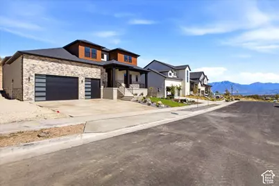 7166 W Blue Bison Ln, Herriman, UT 84096 - Photo 2