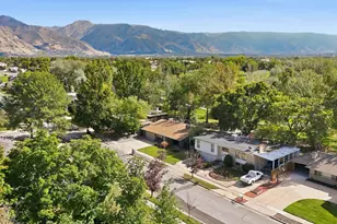 746 E Pontiac Dr, Murray, UT 84107 - Photo 38