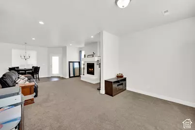 7082 W Oromia View Dr, West Valley, UT 84128 - Photo 10
