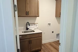 1378 W 7240 S, West Jordan, UT 84084 - Photo 12