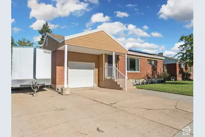 4581 S 150 W, Washington Terrace, UT 84405 - Photo 8