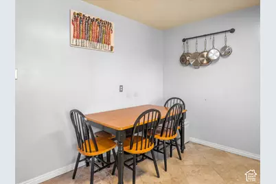4581 S 150 W, Washington Terrace, UT 84405 - Photo 28