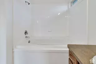 320 N 600 W, Blanding, UT 84511 - Photo 16