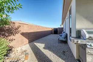 3008 E Photinia Dr, Saint George, UT 84790 - Photo 24