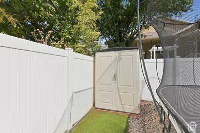 4006 W Heidelberg Ln, West Jordan, UT 84084 - Photo 38