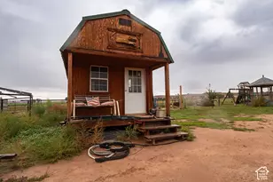 15079 E 5500 S, Randlett, UT 84063 - Photo 10