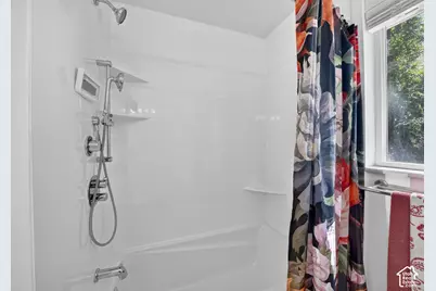 305 N Argyle Ct W, Salt Lake City, UT 84116 - Photo 22