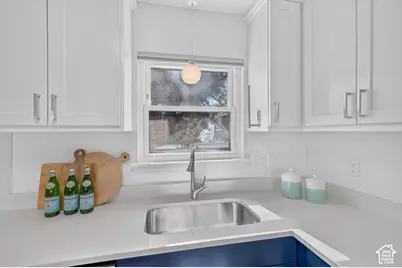 305 N Argyle Ct W, Salt Lake City, UT 84116 - Photo 12