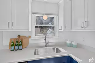 305 N Argyle Ct W, Salt Lake City, UT 84116 - Photo 12