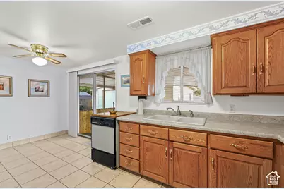 354 Fairlane Dr, Tooele, UT 84074 - Photo 6