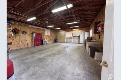 354 Fairlane Dr, Tooele, UT 84074 - Photo 42