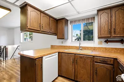 3200 N 325 W, Pleasant View, UT 84414 - Photo 14