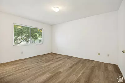 1059 W Buckskin N, West Jordan, UT 84088 - Photo 12