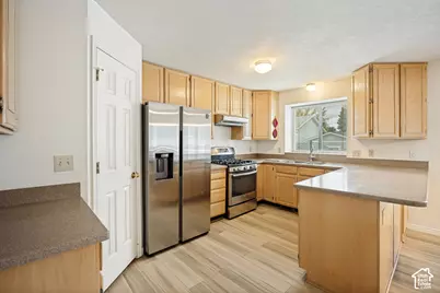 1059 W Buckskin N, West Jordan, UT 84088 - Photo 6