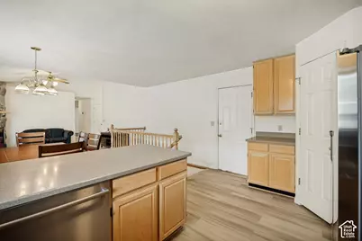 1059 W Buckskin N, West Jordan, UT 84088 - Photo 8