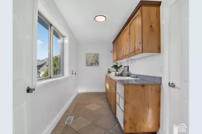 2538 S Cimmaron Dr E, Springville, UT 84663 - Photo 20
