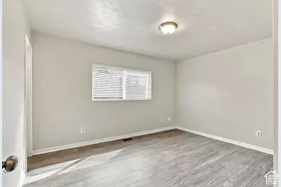 1493 S 500 E, Kaysville, UT 84037 - Photo 12