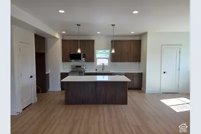 7629 S 300 E, Sandy, UT 84047 - Photo 2