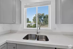 7882 S Grantown Ct W, West Jordan, UT 84088 - Photo 18