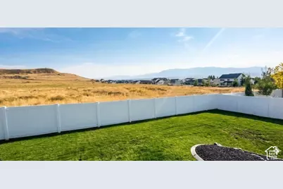 1222 E 300 S, Smithfield, UT 84335 - Photo 12