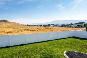 1222 E 300 S, Smithfield, UT 84335 - Photo 12