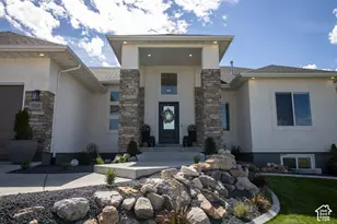 1222 E 300 S, Smithfield, UT 84335 - Photo 2