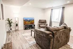 1222 E 300 S, Smithfield, UT 84335 - Photo 32