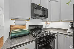 10273 S Split Rock Dr, South Jordan, UT 84009 - Photo 12
