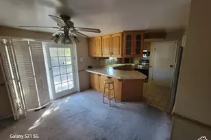 2446 E Sundown Ave S, Cottonwood Heights, UT 84121 - Photo 10