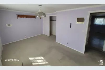 2446 E Sundown Ave S, Cottonwood Heights, UT 84121 - Photo 14