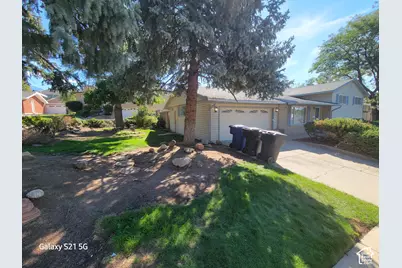 2446 E Sundown Ave S, Cottonwood Heights, UT 84121 - Photo 2
