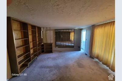 2446 E Sundown Ave S, Cottonwood Heights, UT 84121 - Photo 4