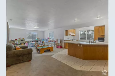9422 S Spring Willow Cir, South Jordan, UT 84095 - Photo 24