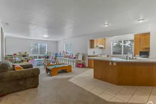 9422 S Spring Willow Circle, South Jordan, UT 84095 - Photo 24