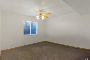 9422 S Spring Willow Circle, South Jordan, UT 84095 - Photo 34