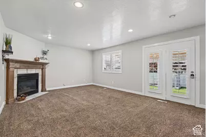 5709 S 2200 W, Roy, UT 84067 - Photo 16