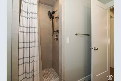 720 N 100 W, Provo, UT 84601 - Photo 22