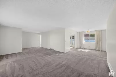 635 S Mountain Rd, Fruit Heights, UT 84037 - Photo 4