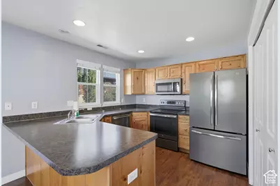 2372 N Liberty Ave E, Ogden, UT 84401 - Photo 8