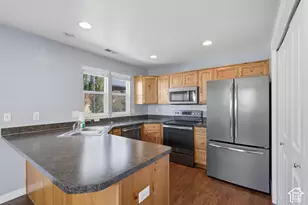 2372 S Liberty Ave E, Ogden, UT 84401 - Photo 8