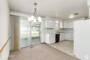 241 W 750 N, Clearfield, UT 84015 - Photo 10