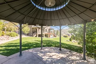5943 N Robinson Ln W, Mountain Green, UT 84050 - Photo 6