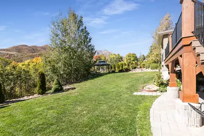 5943 N Robinson Ln W, Mountain Green, UT 84050 - Photo 4
