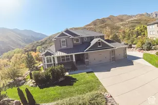 5943 N Robinson Ln W, Mountain Green, UT 84050 - Photo 12