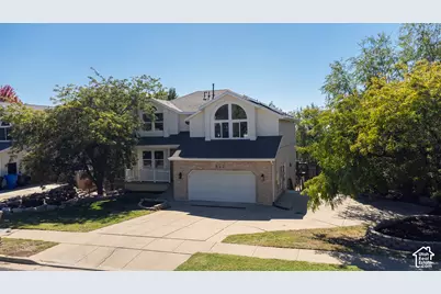 237 W 3100 N, North Ogden, UT 84414 - Photo 2