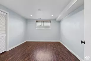 946 E Arlington Way S, Bountiful, UT 84010 - Photo 30
