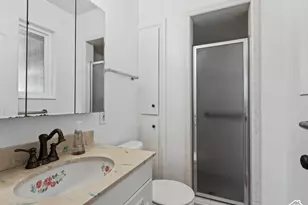 946 E Arlington Way S, Bountiful, UT 84010 - Photo 20